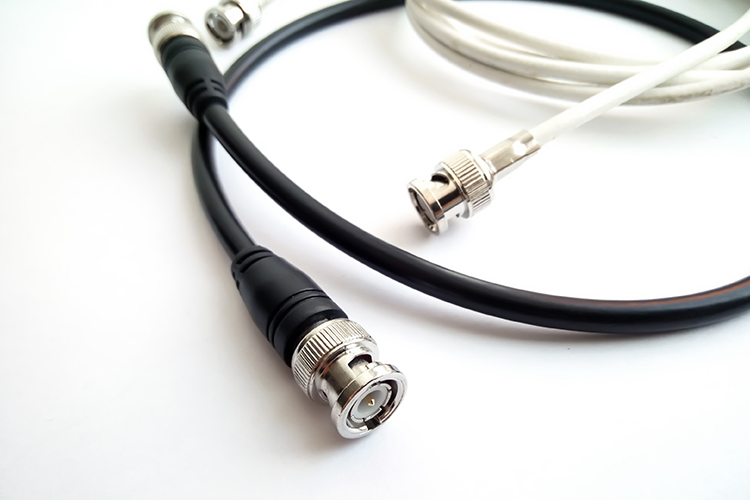 同軸ケーブル用コネクタ